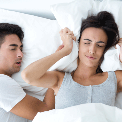 How Adjustable Beds Help You Stop Snoring